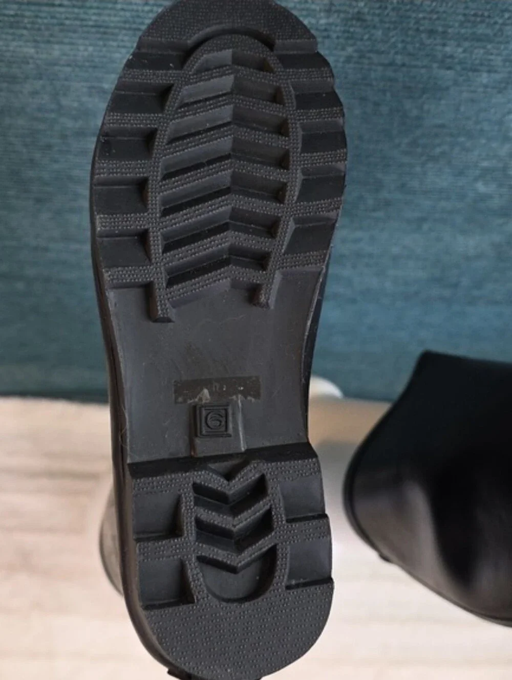 Juicy Couture Rubber Rain Boots